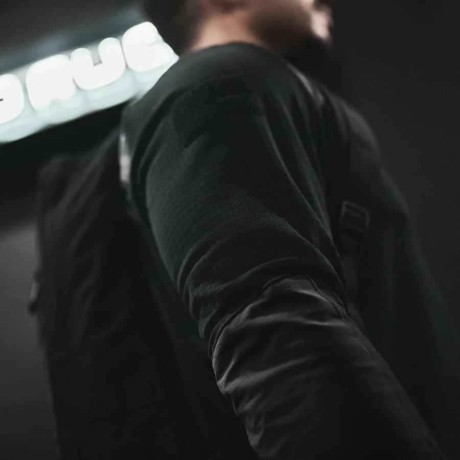 GORUCK Indestructible Grid Fleece Half Zip - Image 4