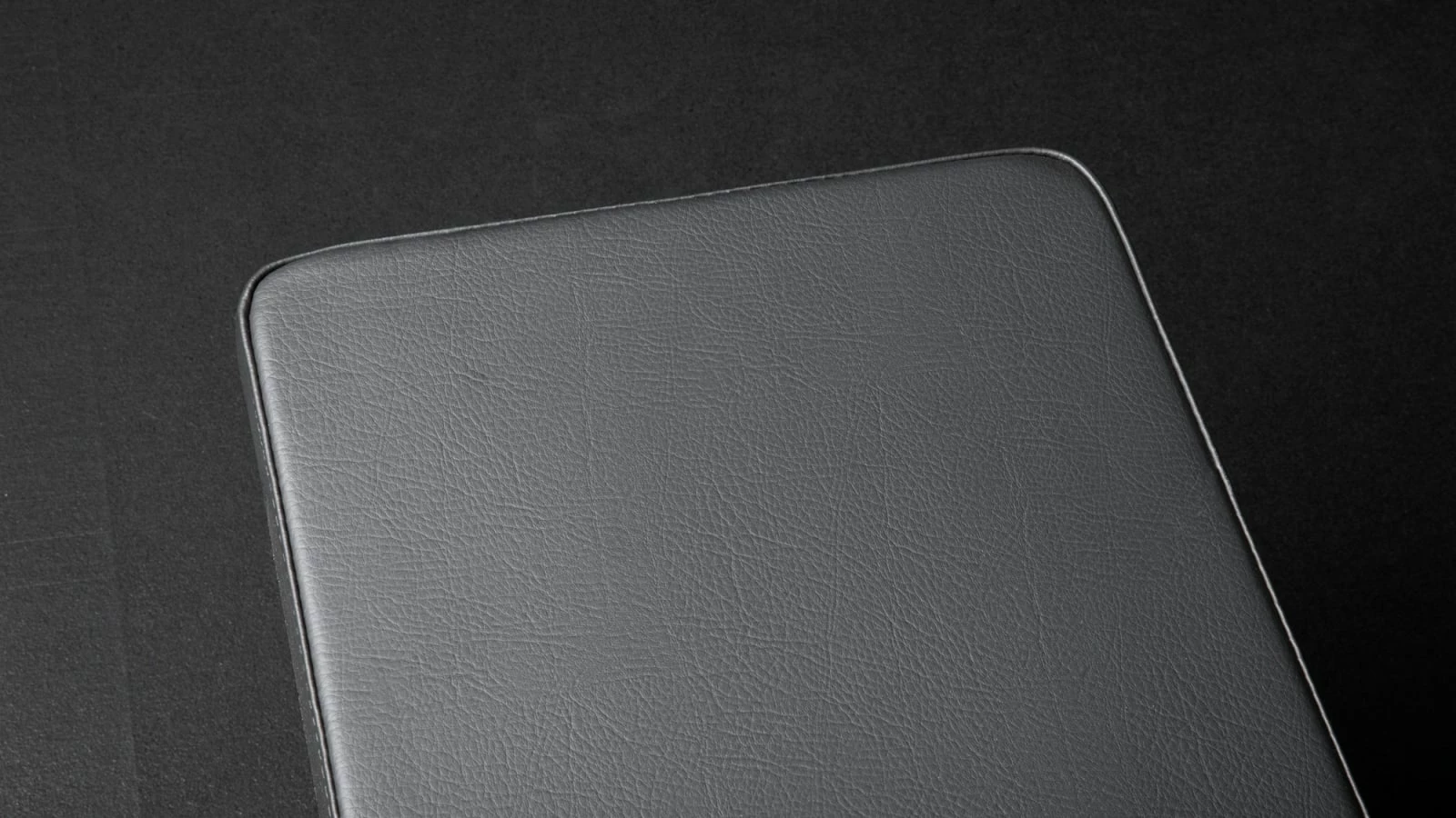 Rogue Fitness Rogue Flat Utility Bench 2.0 - Image 4